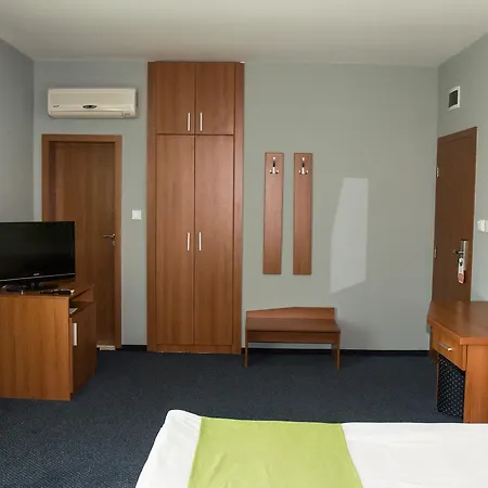 Hotel Arena 3*