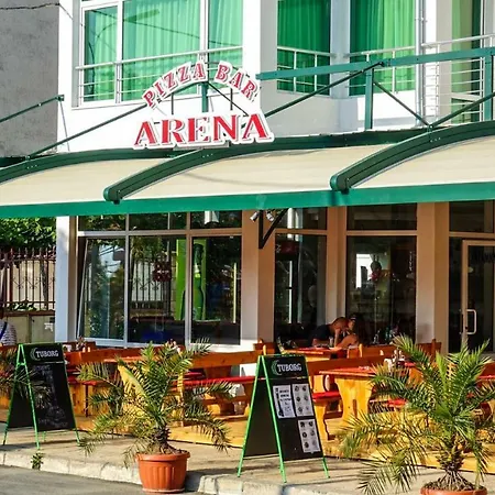Arena Hotel 3*